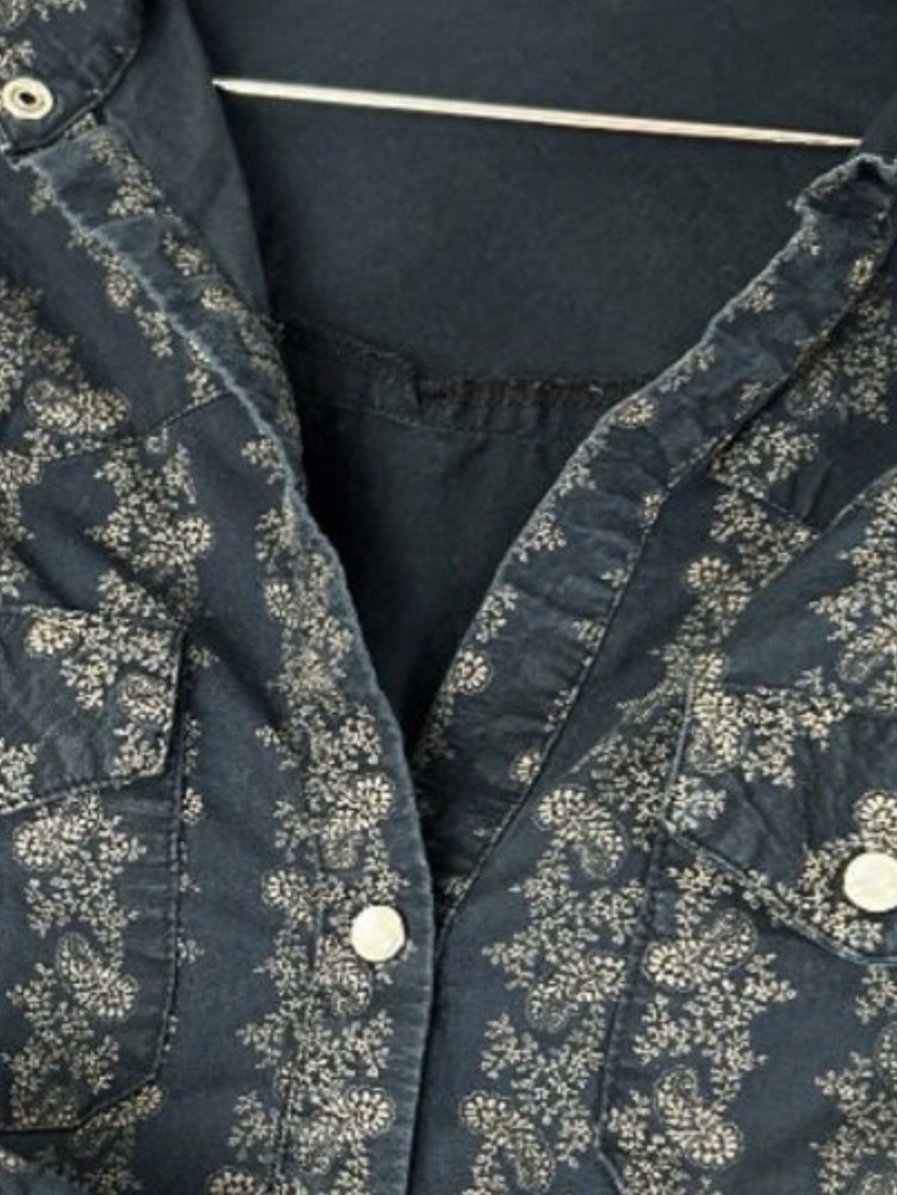 Pearl snap button down - Picture 3 of 4
